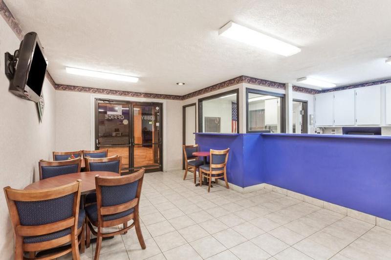 Super 8 Morristown East Downtown Hotel Ngoại thất bức ảnh